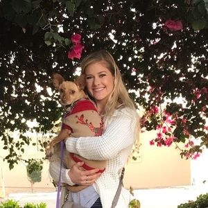 Meet your Posher, Olivia